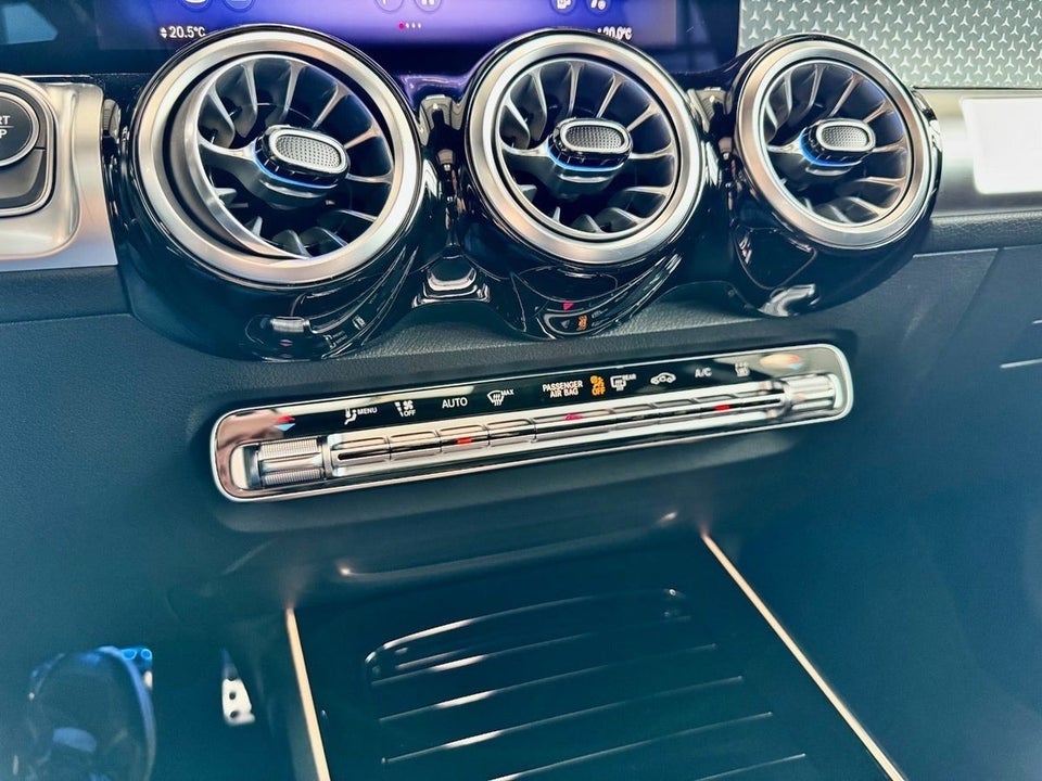 Mercedes EQB250+ AMG Line 7prs 5d