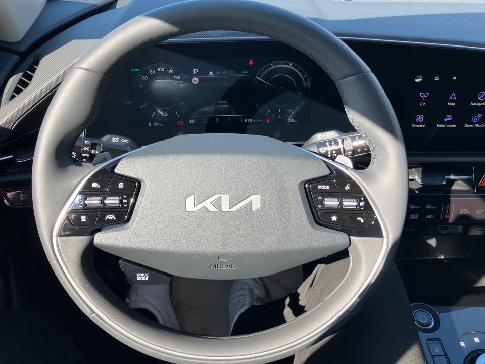Kia Niro 64 EV Final Edition 5d