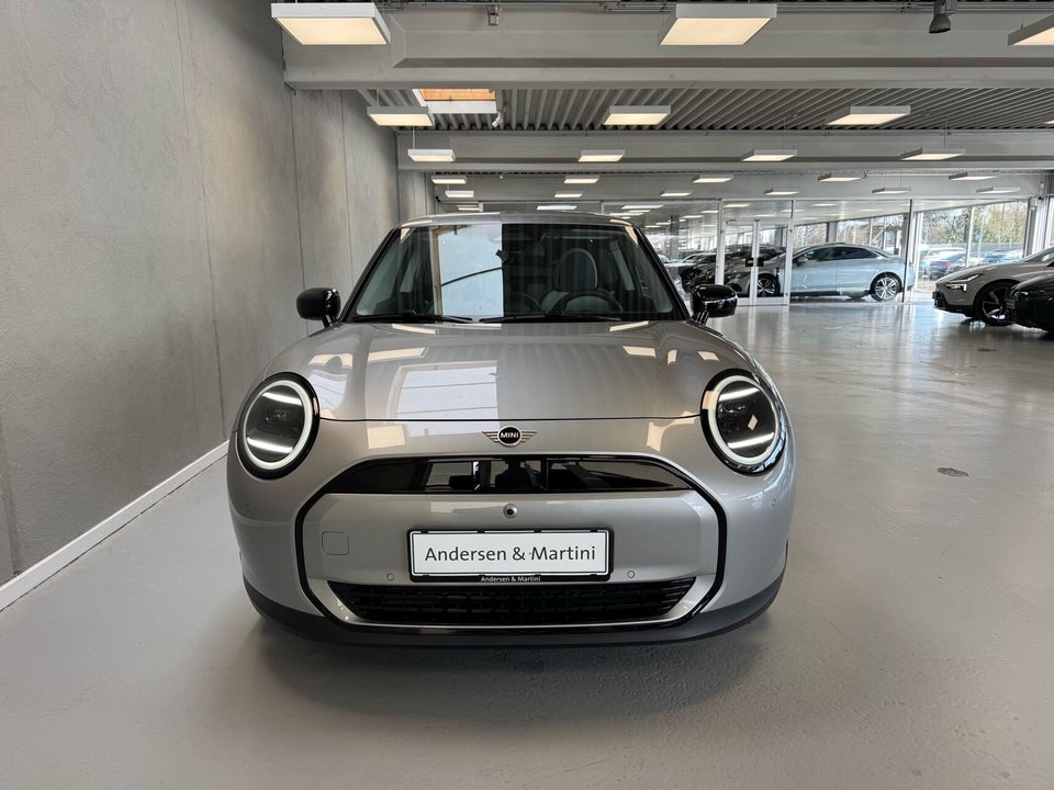 MINI Cooper E Classic Trim L 3d