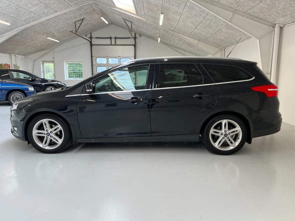 Ford Focus 1,0 SCTi 100 Titanium stc. 5d