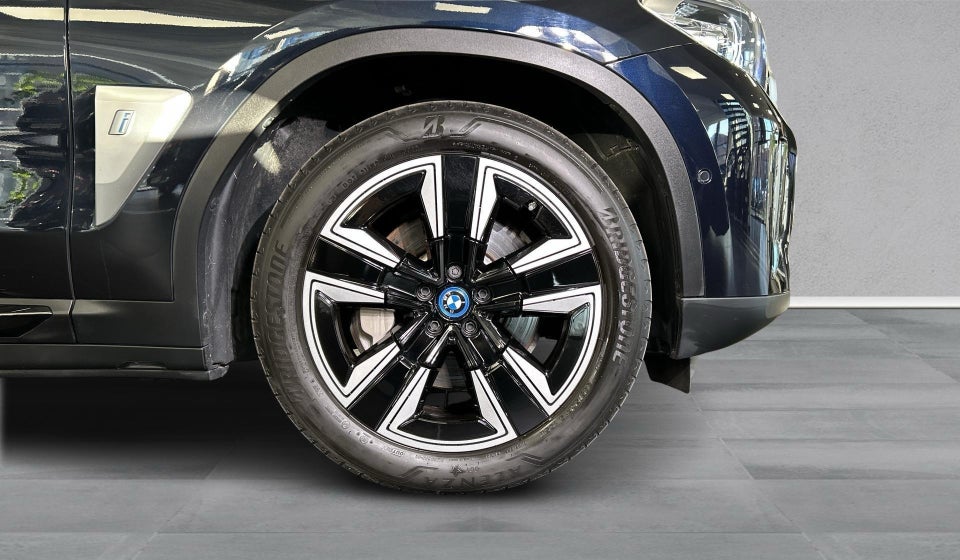 BMW iX3 Inspiring 5d