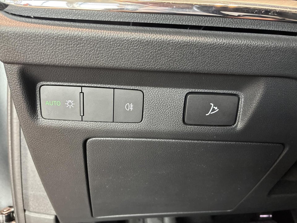 Skoda Enyaq 85x iV Loft 5d