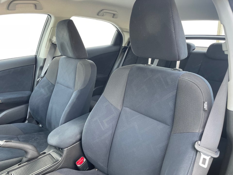 Honda Civic 1,8 i-VTEC Sport 5d