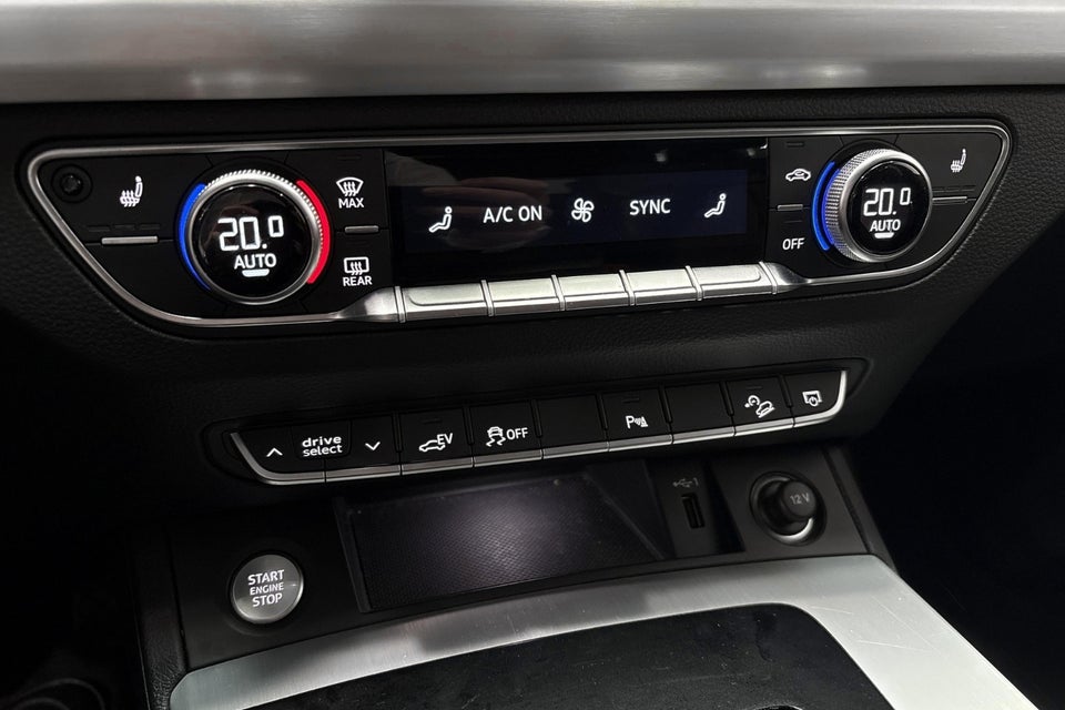 Audi Q5 50 TFSi e S-line quattro S-tr. 5d