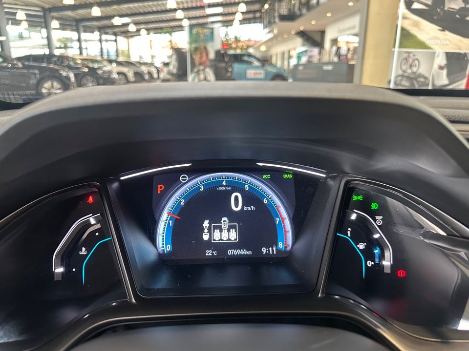 Honda Civic 1,5 VTEC Turbo Prestige CVT 5d