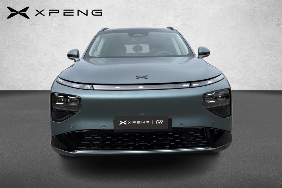Xpeng G9 Performance 5d