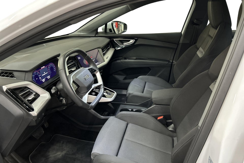 Audi Q4 e-tron 45 Progress 5d