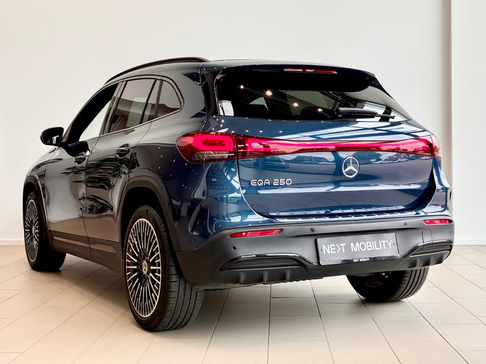 Mercedes EQA250 AMG Line 5d