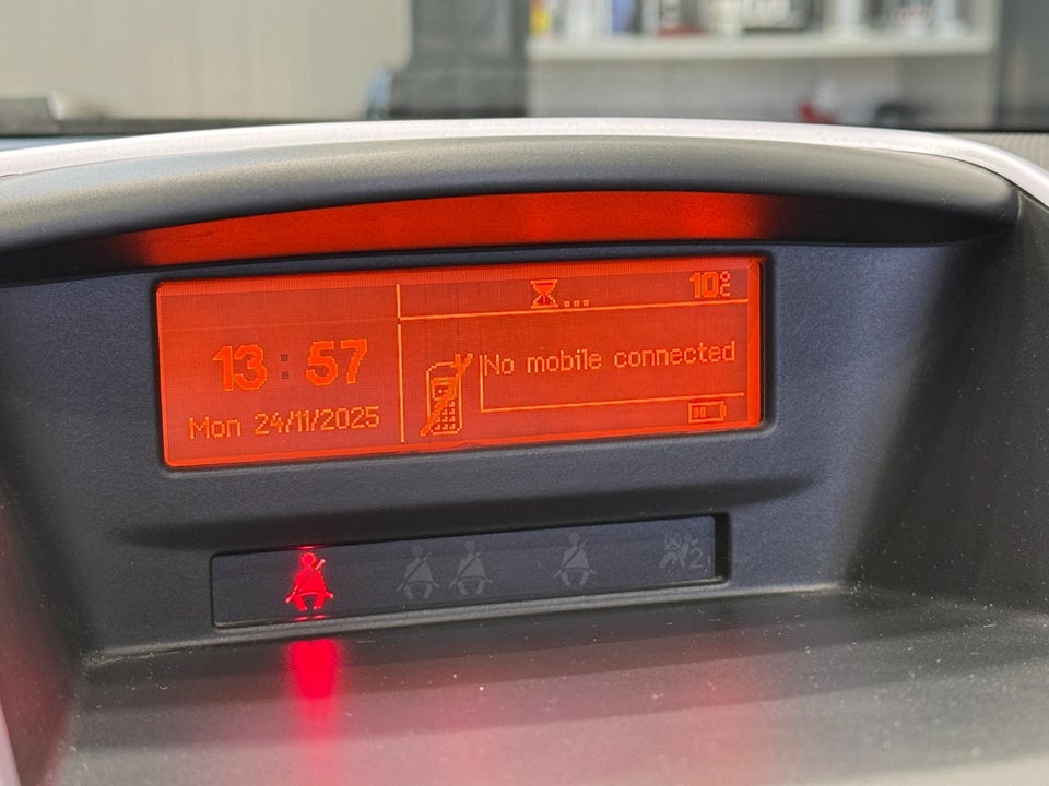 Peugeot 207 1,6 CC 2d