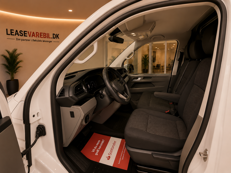 VW Transporter 2,0 TDi 199 Kassevogn DSG 4Motion kort