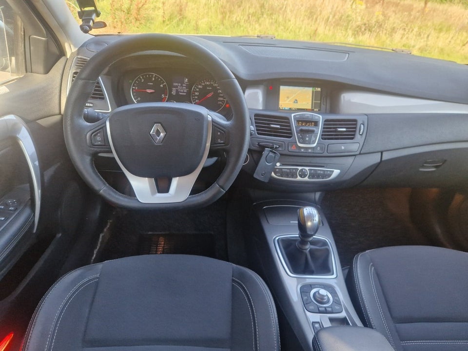 Renault Laguna III 1,5 dCi 110 Expression Sport Tourer 5d