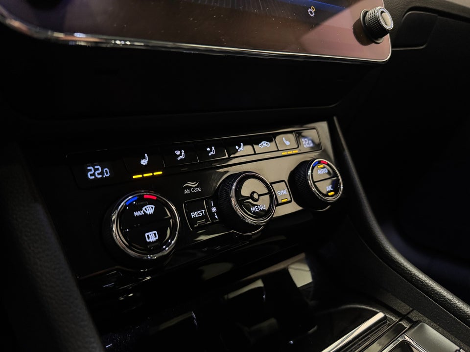 Skoda Superb 1,5 TSi 150 Business Executive Combi DSG 5d