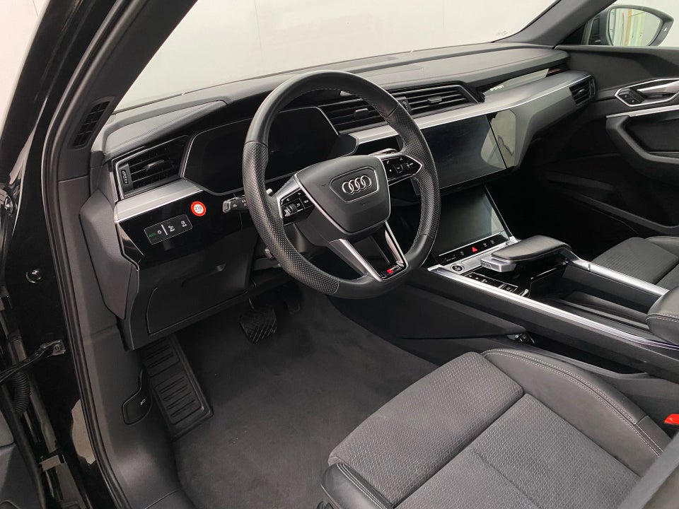 Audi e-tron 55 Advanced quattro 5d