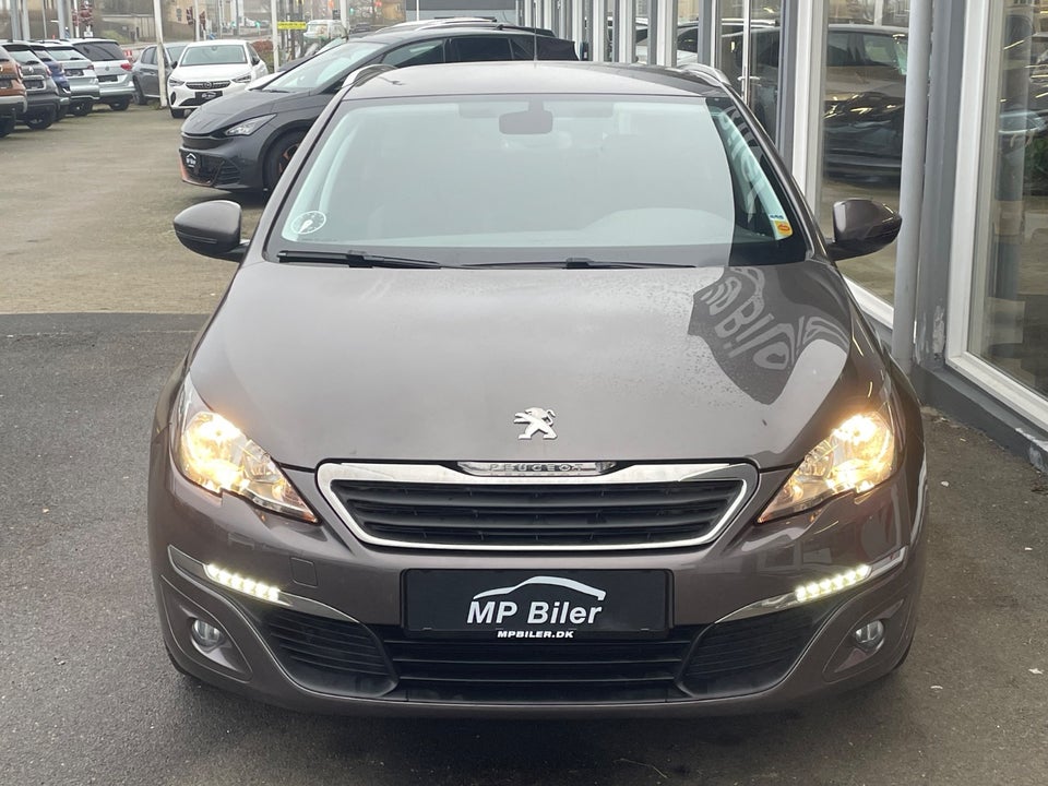 Peugeot 308 1,6 BlueHDi 120 Style SW 5d