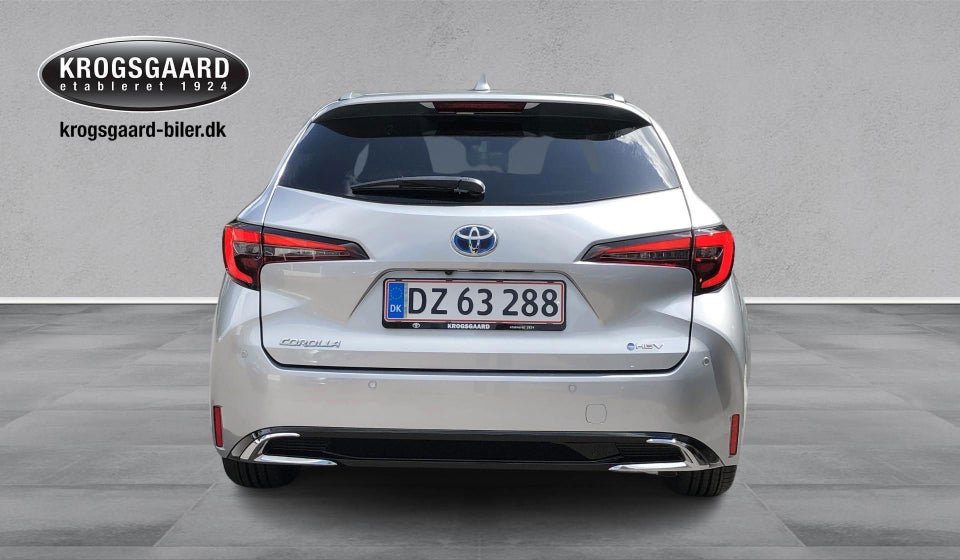 Toyota Corolla 1,8 Hybrid Style Touring Sports e-CVT 5d