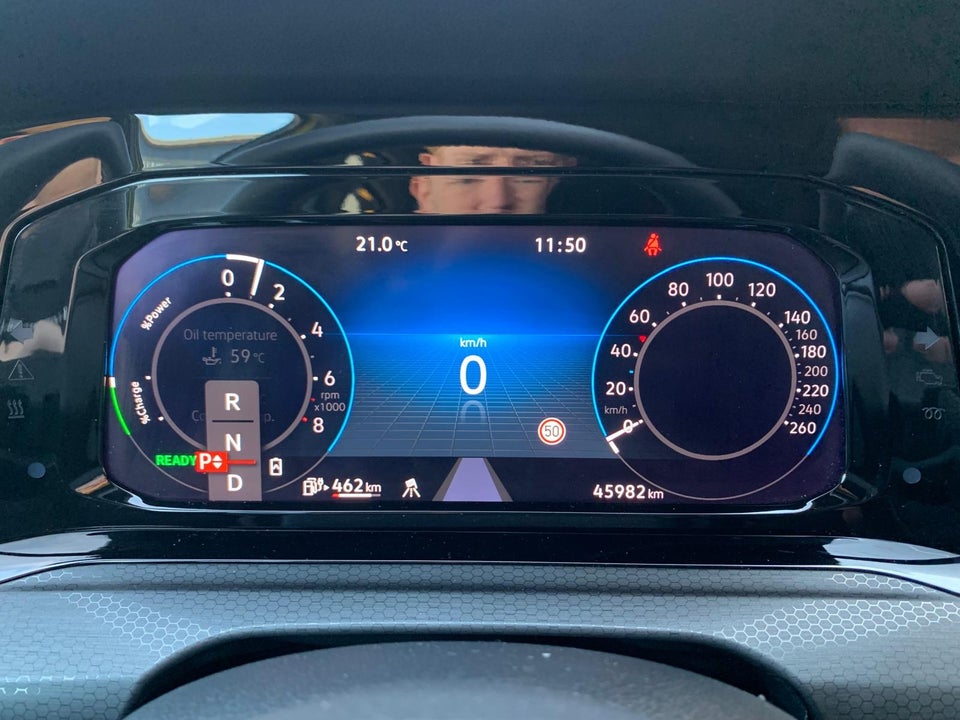 VW Golf VIII 1,4 GTE DSG 5d