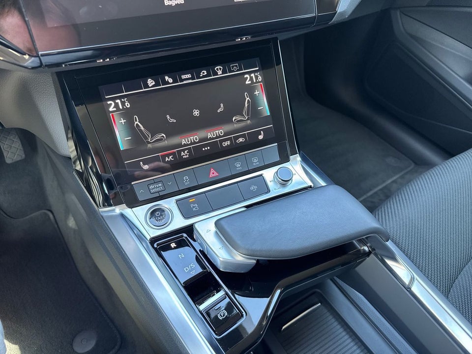 Audi e-tron 50 quattro 5d