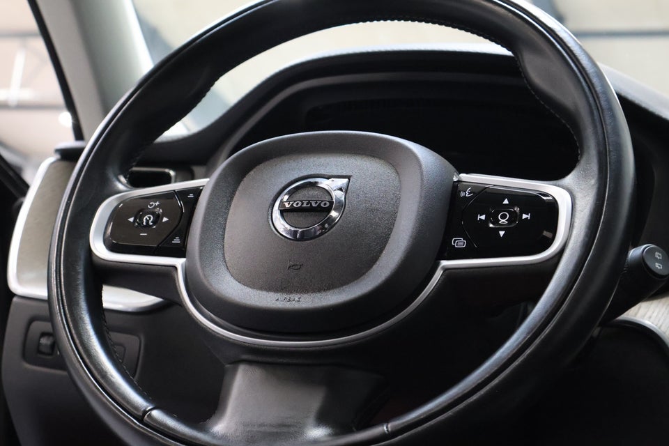 Volvo XC60 2,0 T6 ReCharge Inscription aut. AWD 5d