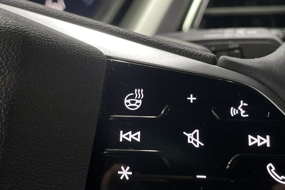 Audi Q4 e-tron 40 Attitude 5d