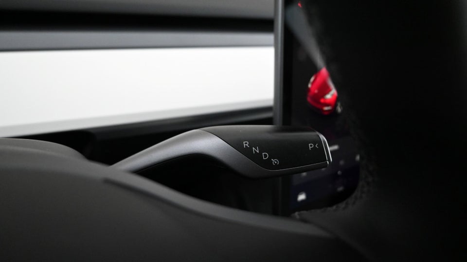 Tesla Model Y Long Range AWD 5d