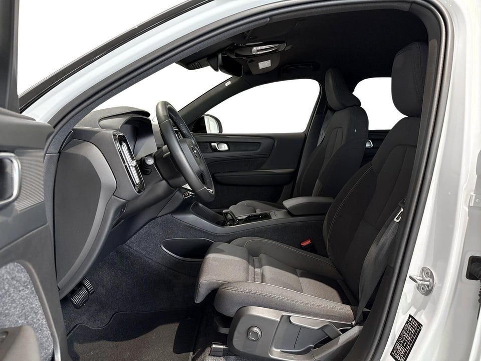 Volvo XC40 ReCharge Extended Range Plus 5d