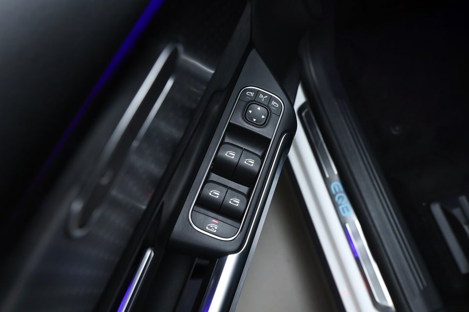 Mercedes EQB250+ AMG Advance 5d