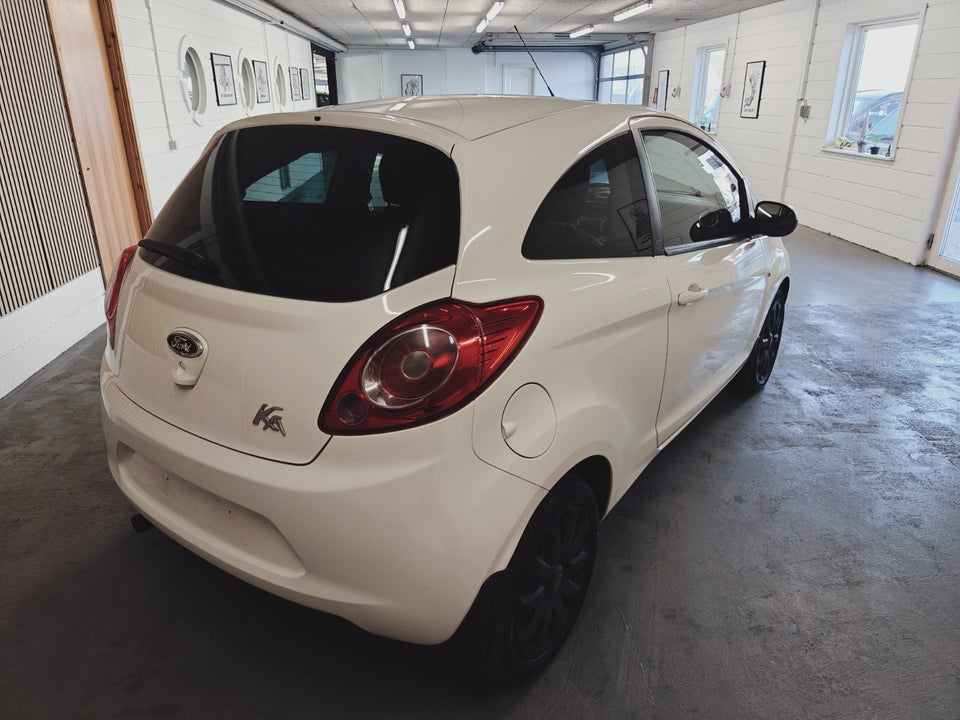 Ford Ka 1,2 Titanium 3d