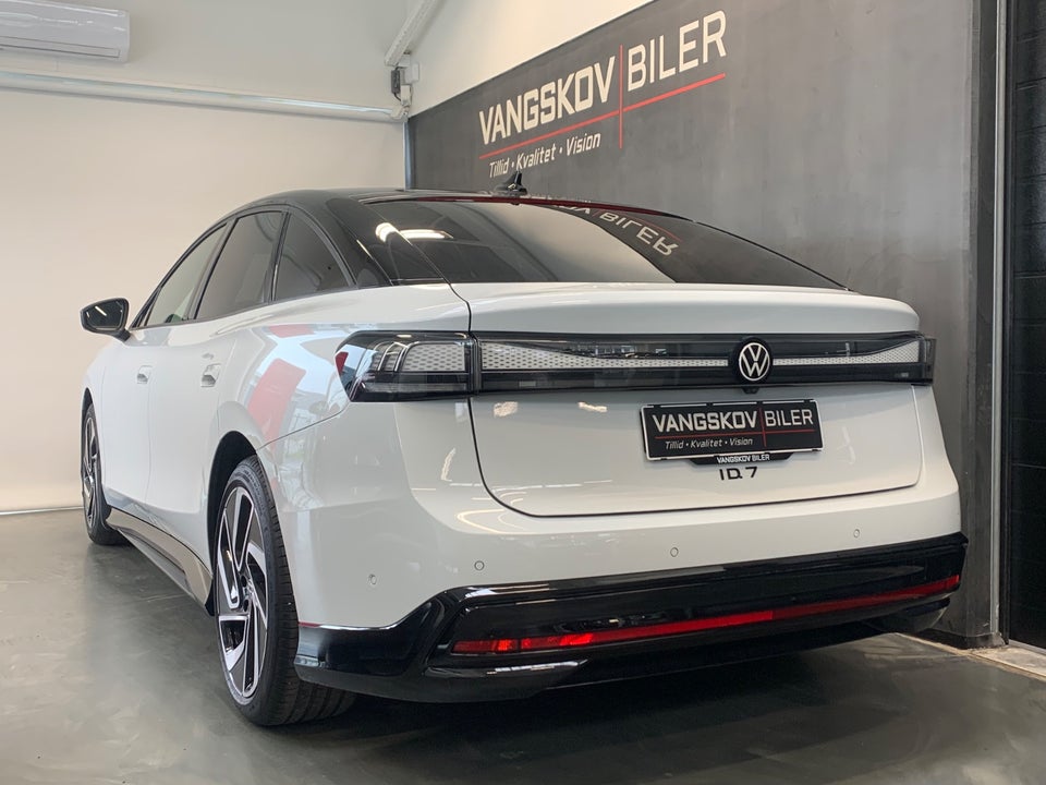 VW ID.7 86 Style S 5d