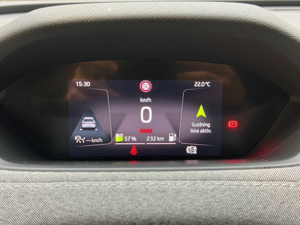 Skoda Enyaq 80 iV Plus Loft 5d