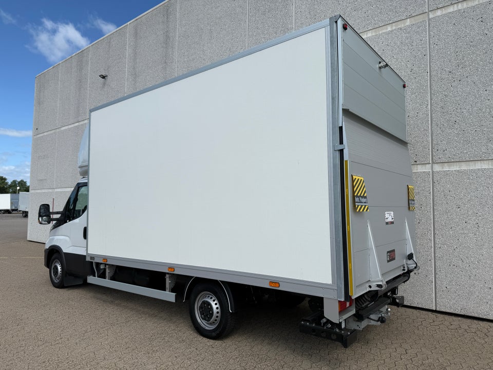 Iveco Daily 3,0 35S18 4100mm Lad AG8