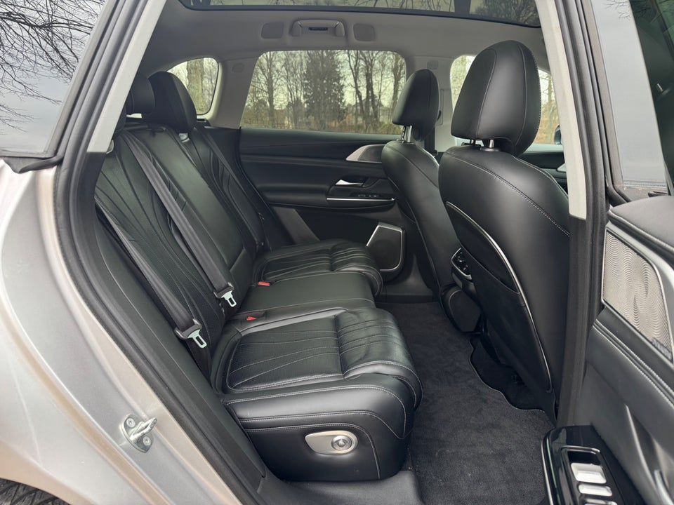 Xpeng G9 Long Range 5d