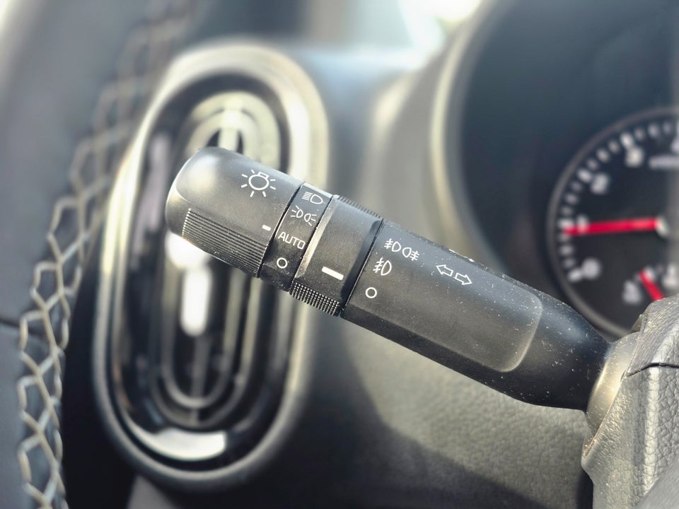 Kia Picanto 1,0 Prestige Upgrade 5d