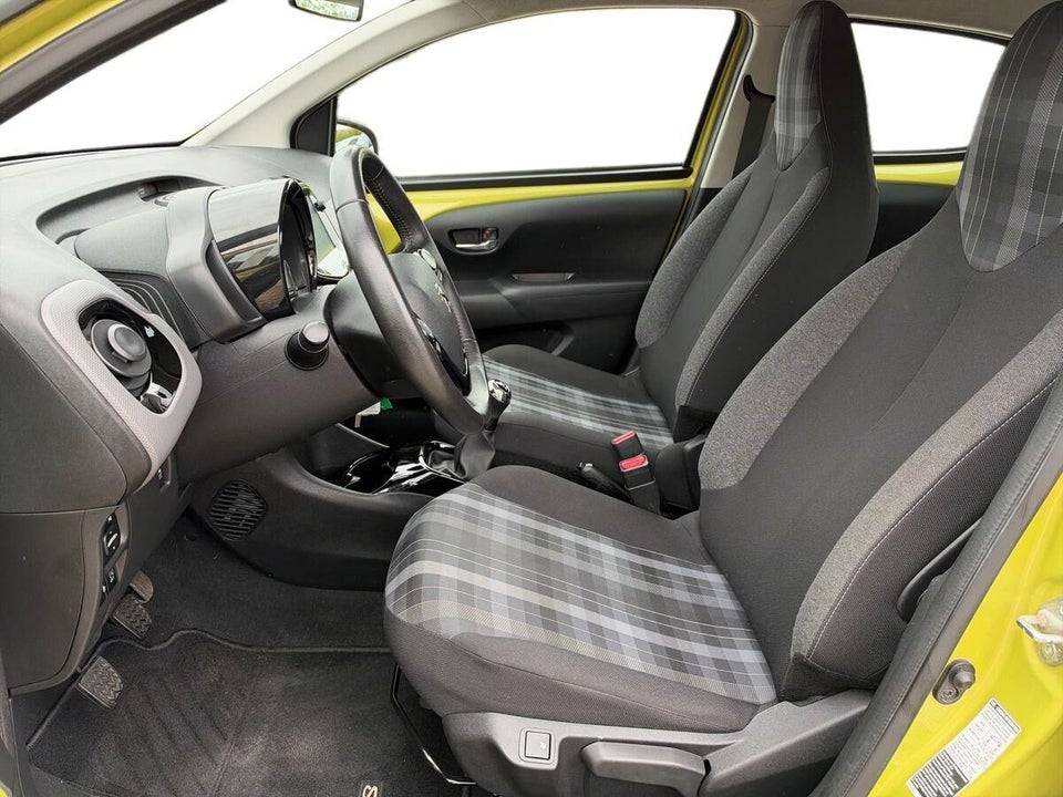 Peugeot 108 1,0 e-VTi 72 Allure+ 5d
