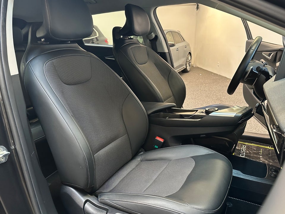 Kia EV6 77 Long Range Performance AWD 5d