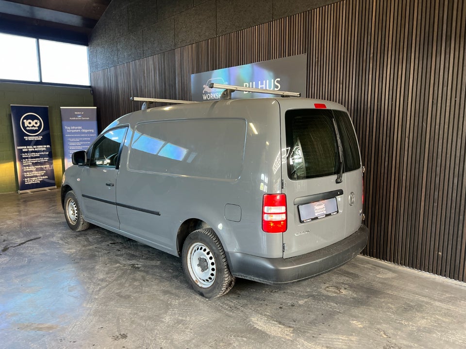 VW Caddy Maxi 1,6 TDi 102 Comfortline BMT Van 4d