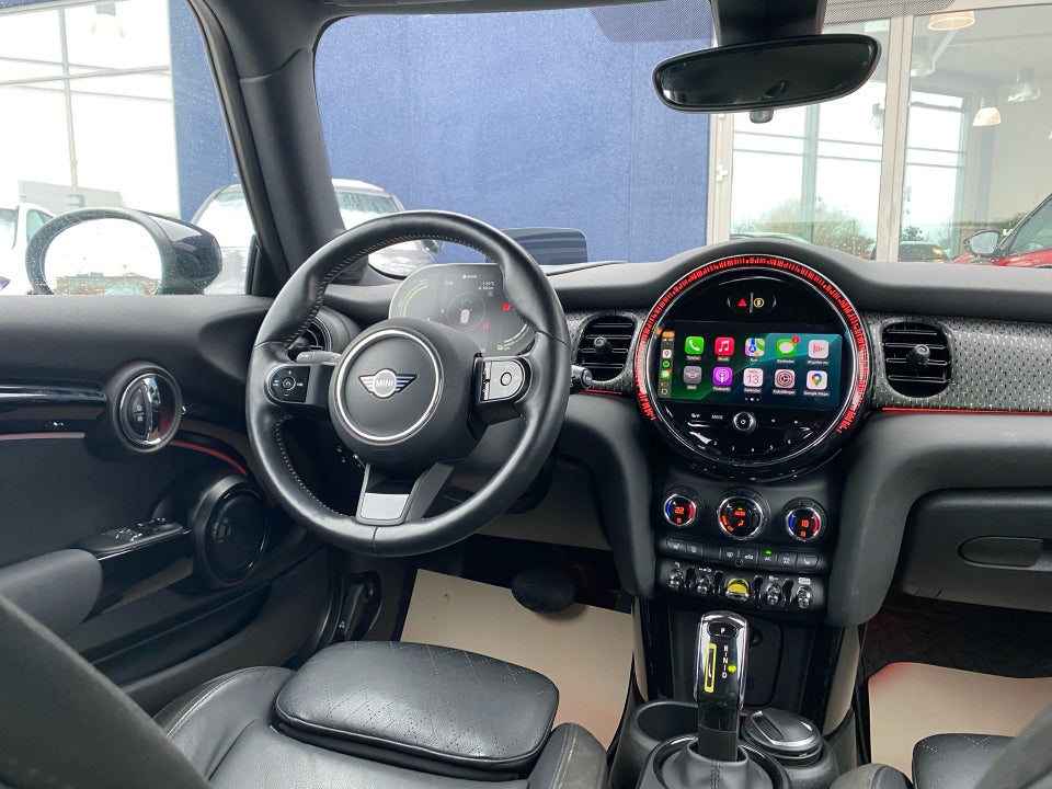 MINI Cooper SE Experience 3d