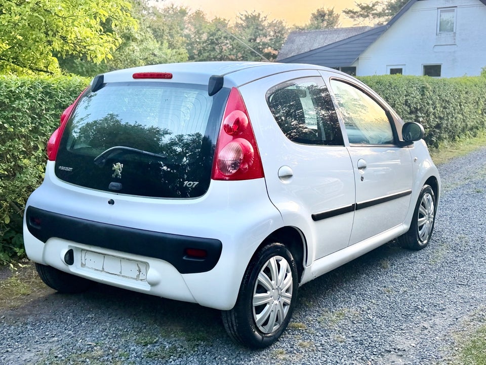 Peugeot 107 1,0 Active 5d
