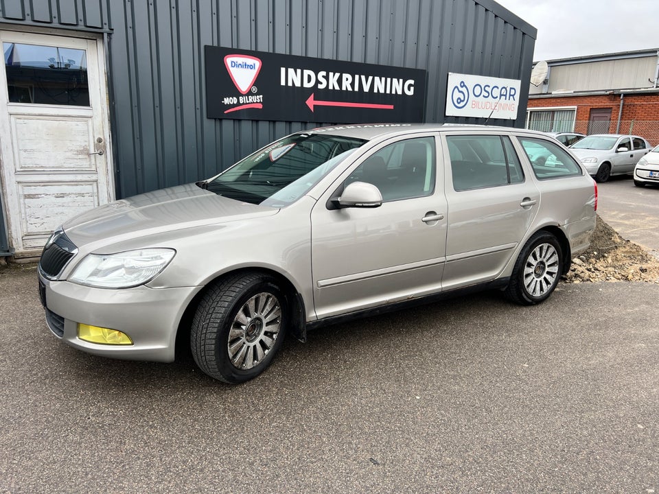 Skoda Octavia 1,4 TSi 122 Ambiente Combi 5d