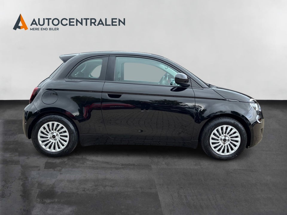 Fiat 500e 42 Icon 3d
