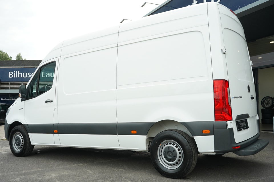 Mercedes eSprinter 312 A2 Kassevogn 3p