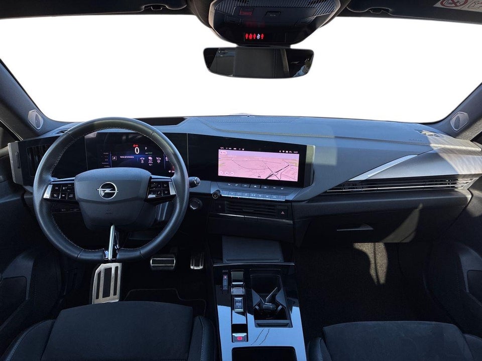 Opel Astra-e 54 Ultimate 5d