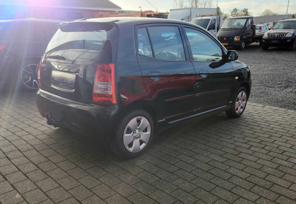 Kia Picanto 1,0 EX 5d