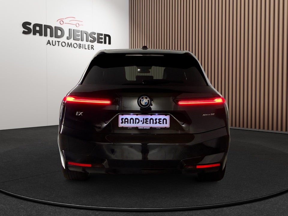 BMW iX xDrive50 M-Sport 5d