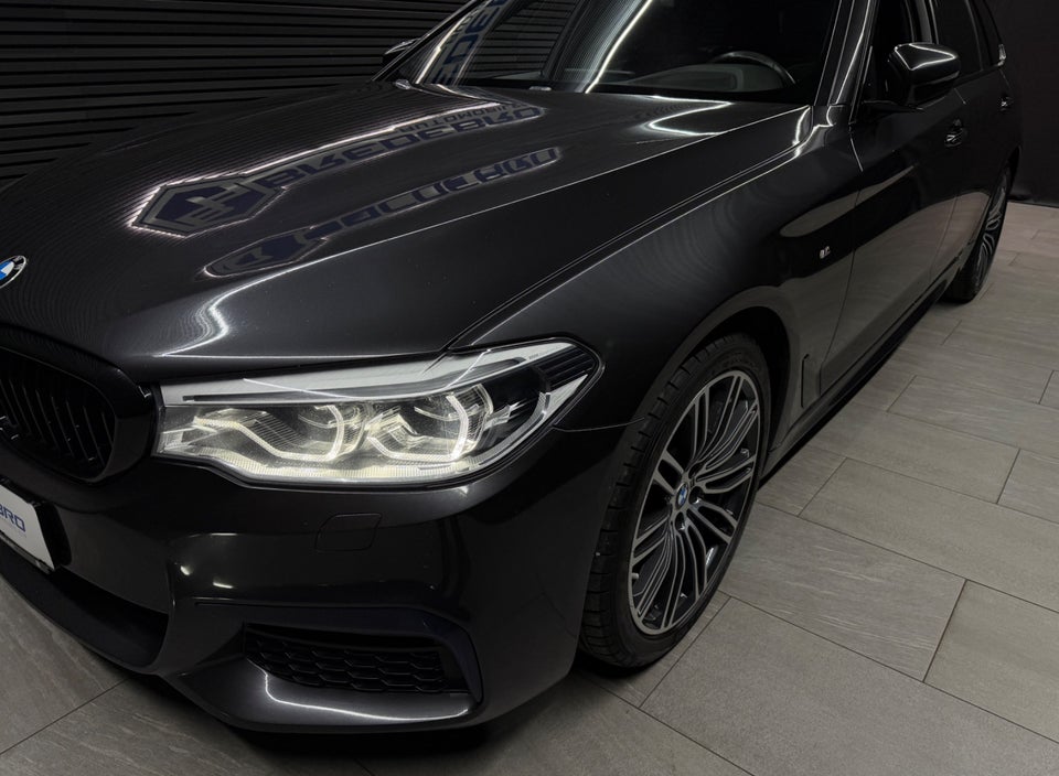 BMW 530d 3,0 Touring M-Sport xDrive aut. 5d