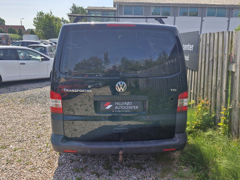 VW Transporter 2,0 TDi 84 Kassevogn kort