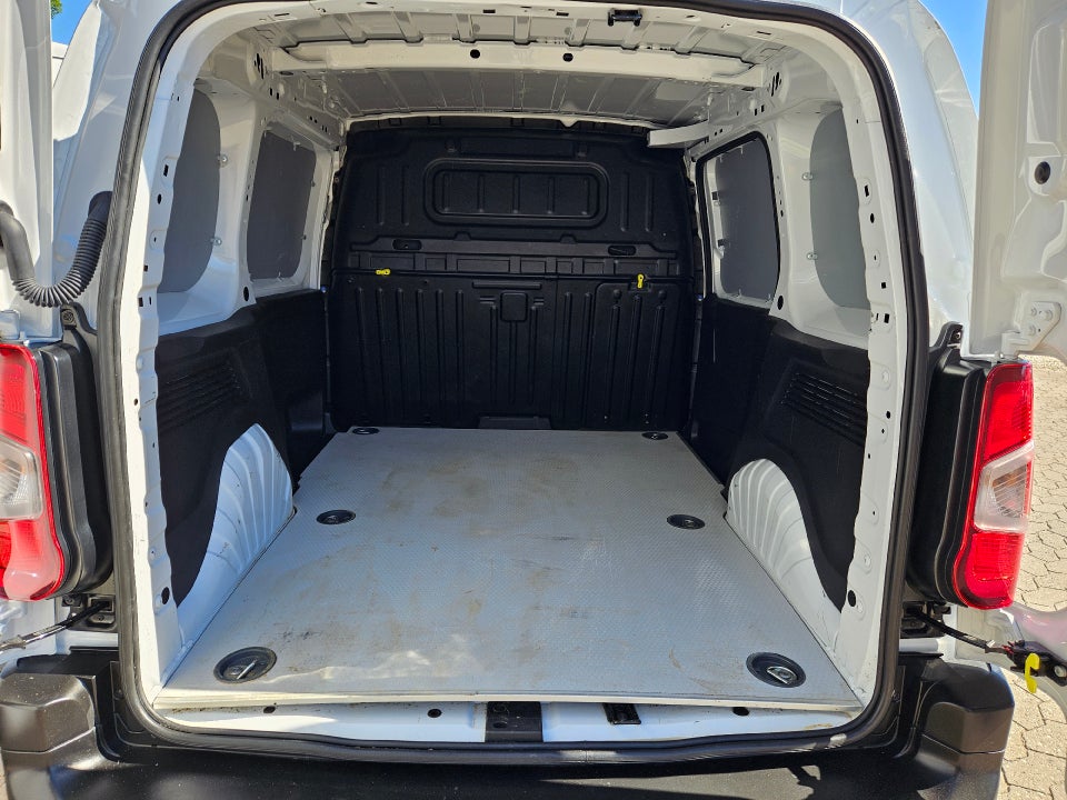 Peugeot Partner 1,5 BlueHDi 130 L1V1 Plus Van