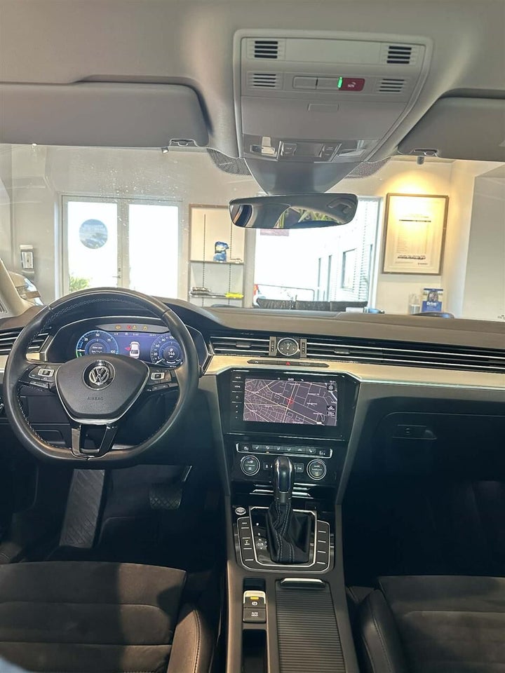 VW Passat 1,4 GTE Highline DSG 4d