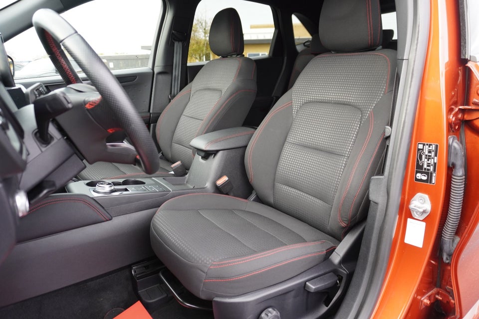 Ford Kuga 2,5 PHEV ST-Line CVT 5d