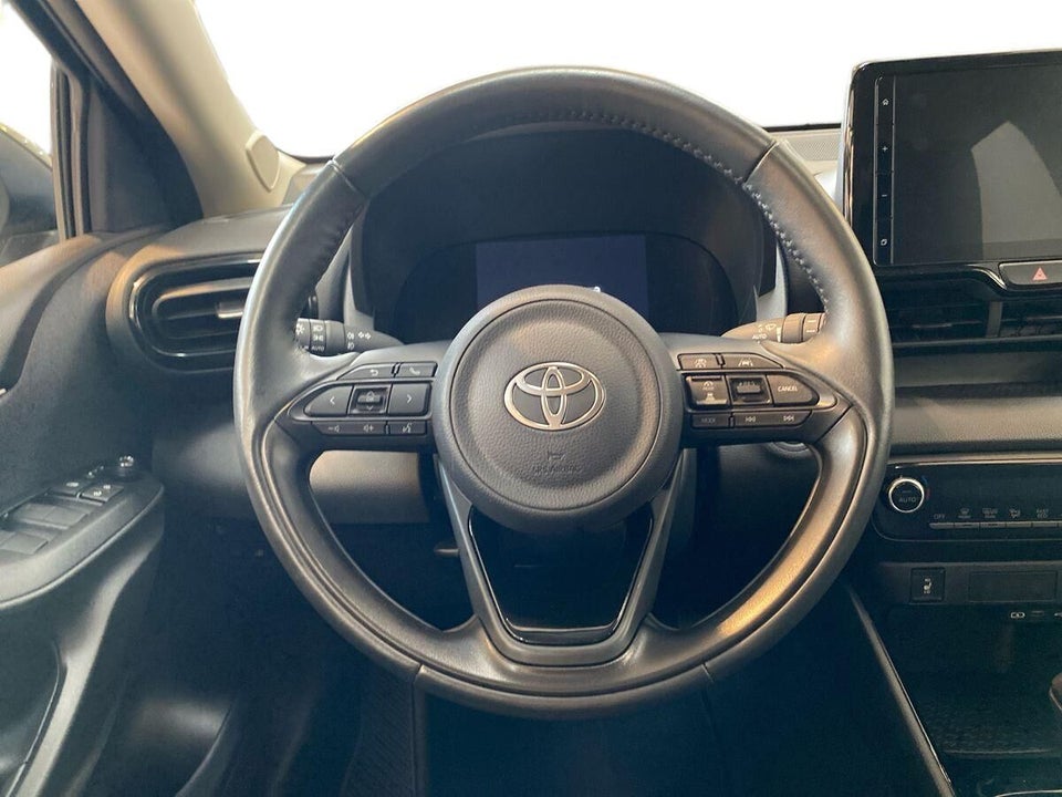Toyota Yaris 1,5 Hybrid Style Comfort e-CVT 5d