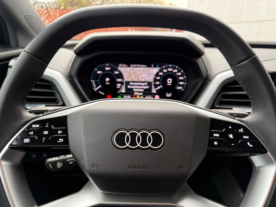 Audi Q4 e-tron 40 Advanced 5d